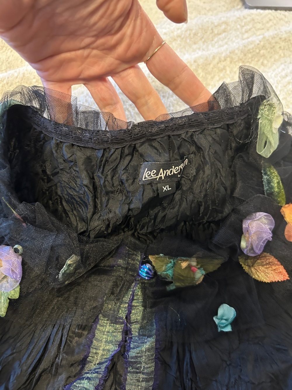 Lee Andersen Black Floral-Appliqué Crinkled Silk Shrug Bolero Top XL - Picture 4 of 5
